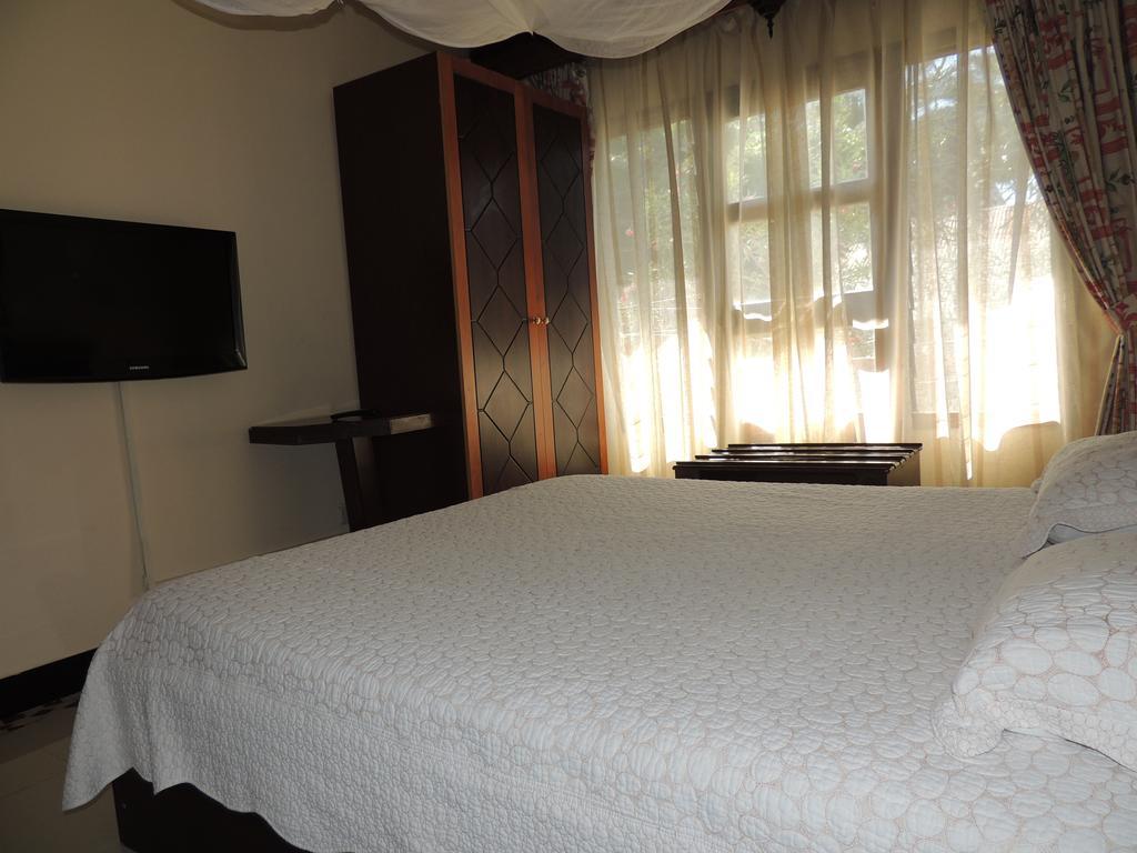 New Dodoma Hotel Habitación foto