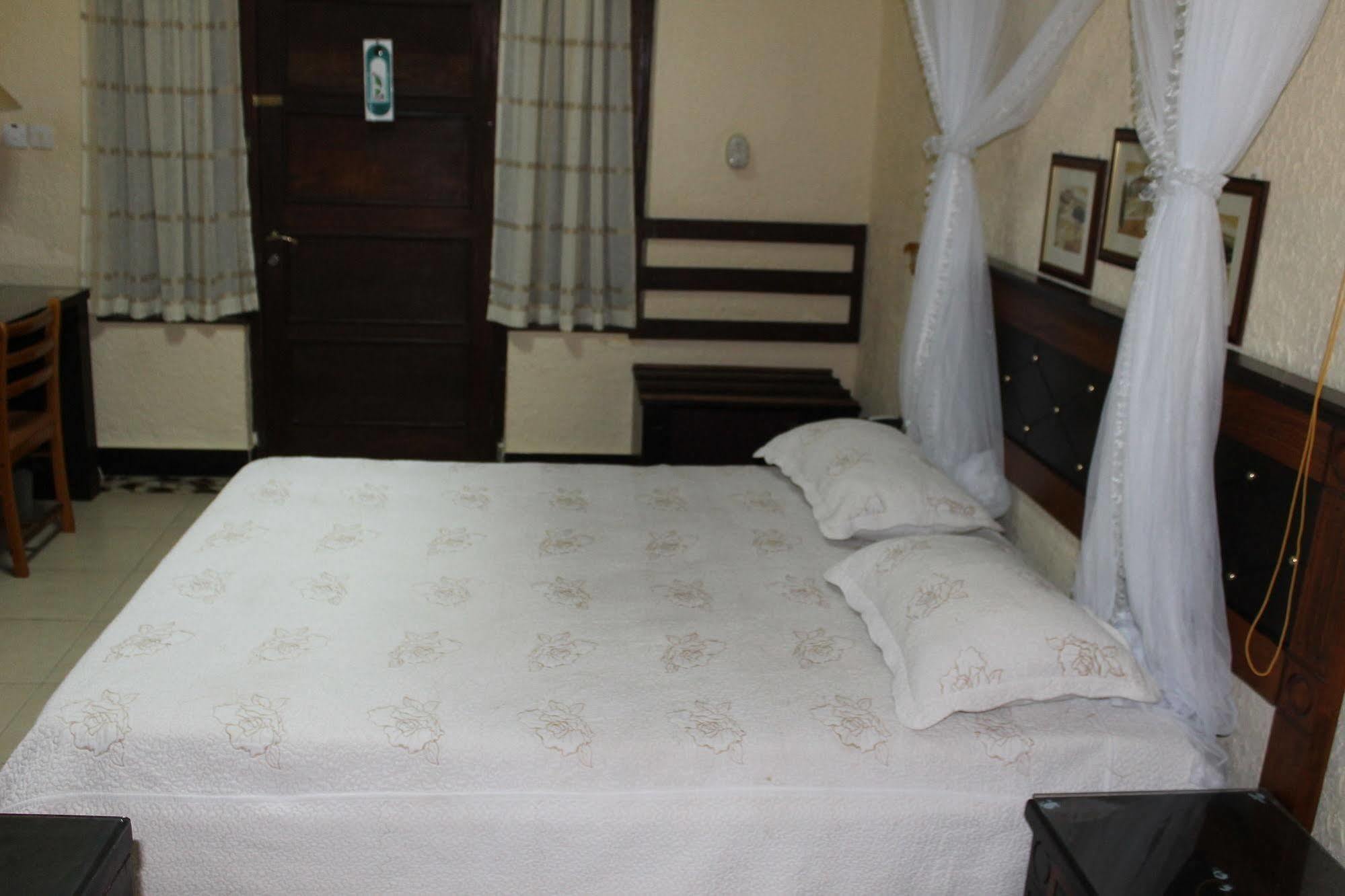 New Dodoma Hotel Exterior foto